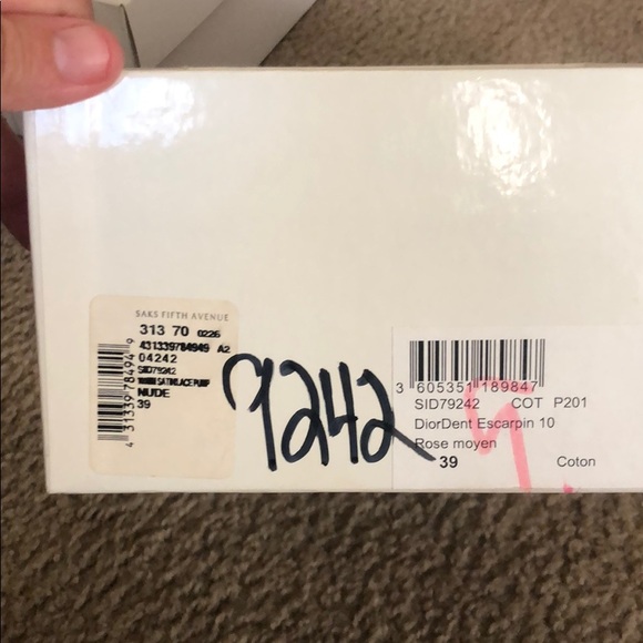 Dior satin and lace pumps - Picture 8 of 8